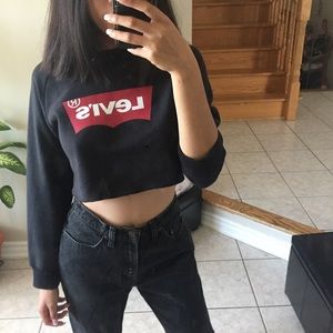 Black Levi Cropped Crewneck